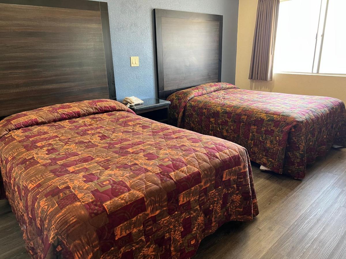 Economy Inn Fresno Ngoại thất bức ảnh