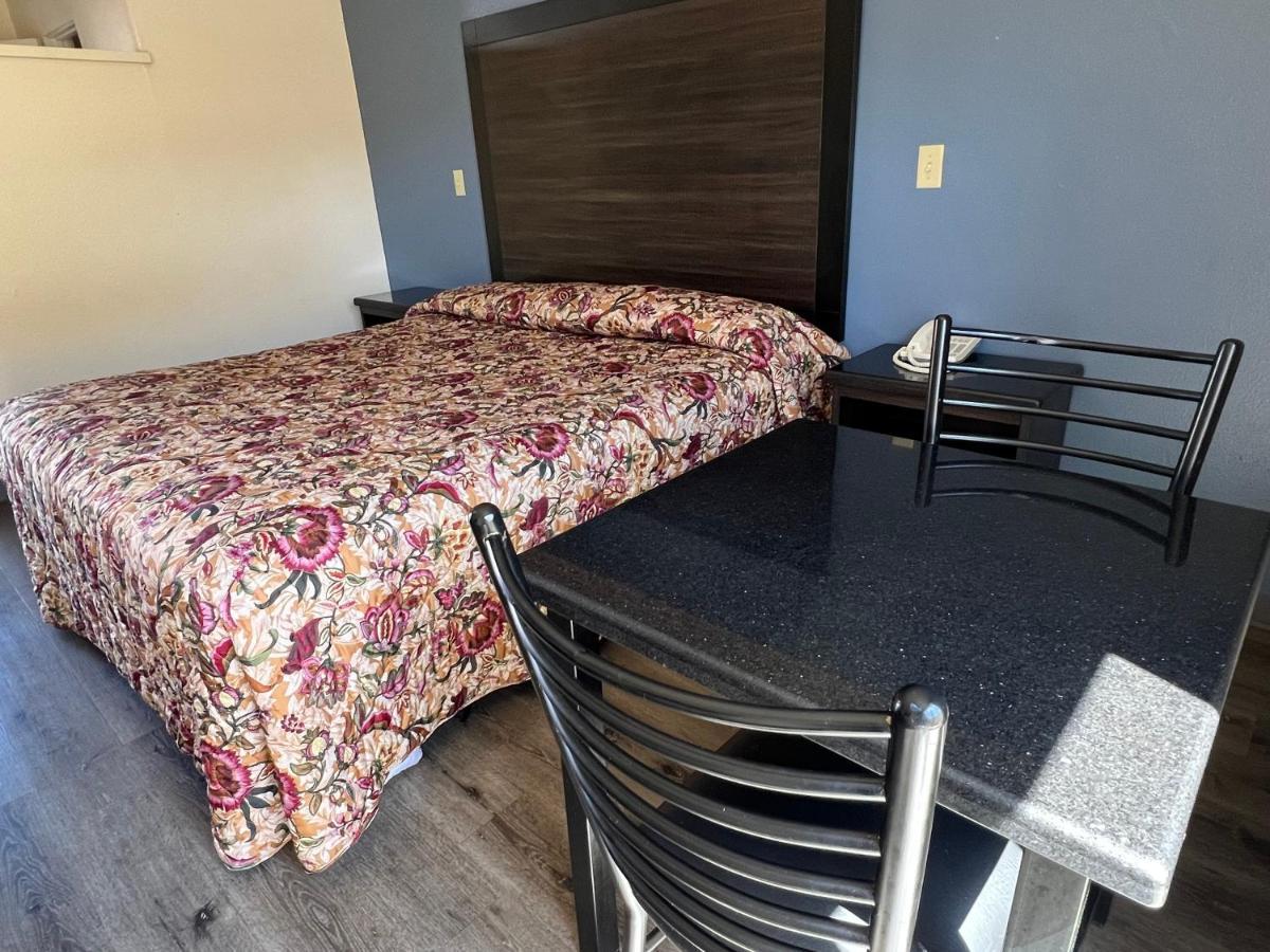 Economy Inn Fresno Ngoại thất bức ảnh