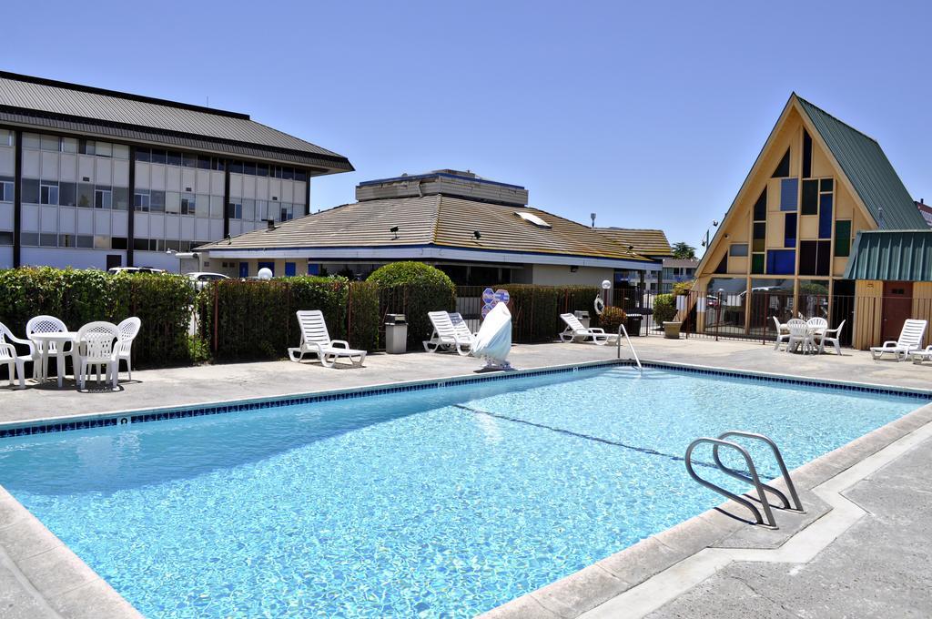 Economy Inn Fresno Ngoại thất bức ảnh