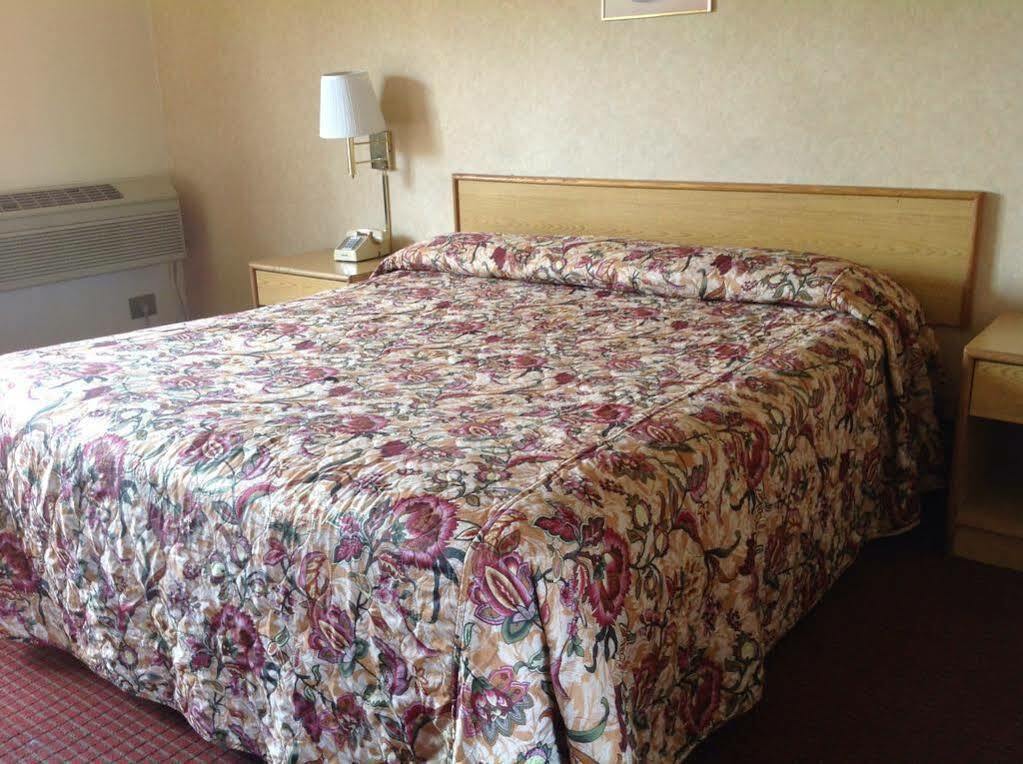 Economy Inn Fresno Ngoại thất bức ảnh