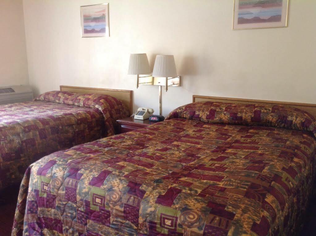 Economy Inn Fresno Ngoại thất bức ảnh